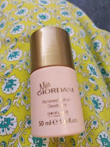 Oriflame Miss Giordani PERFUMEd Roll On Deodorant