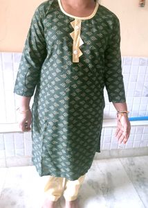 Decent Dark Green Kurti N Pant Set
