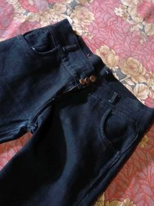 Dark Black Jeans