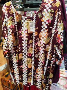 Discount On Embroidered Short Kurti
