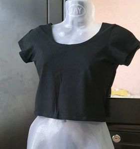 Women Black Cropped Top