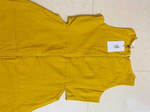 (NEW) UNUSED TAGGED 🌻Embroidered Mustard Dress🌻
