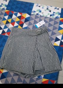 Skort