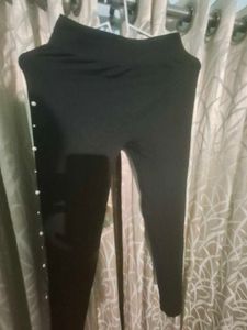 Stylish Pearl Beaded Black Leggings