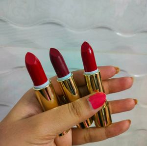 1 Pack ❤️Myglamm Pout ✨ Lipstick💄 By Karan Johar