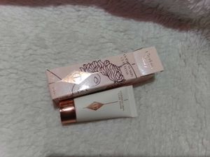 Charlotte Tilbury Clay Mask