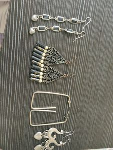 4 pair of earrings(only one time used)