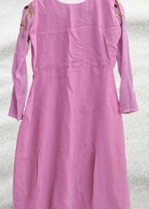 Pink Embroidered Dress💃