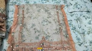 Pakistani Kurta Trouser Duppatta Set