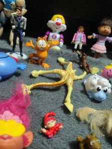 33 Set Miniature Toys