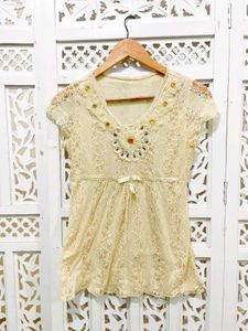 Vintage Inspired Lace Peplum Top D