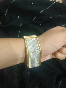 Sparkling Gold Bracelet