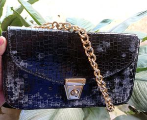 Chic Handbag For DIY