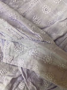 Pinteresty Embroidered crop Top