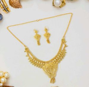 Necklace and Earrings WITH free GIFT