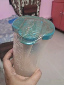 Plastic Jug And Pla stic Sipping Bottle