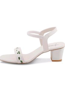 White Heels 👠