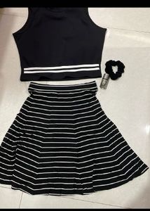Black &amp; White Striped Set