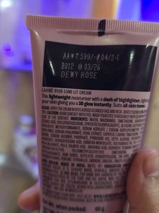 Lakme 9To5 Lumi Lit Cream