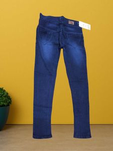 L@82 Size-30 Stylish Blue Jeans