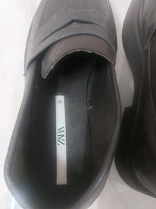 Price Drop!! ZARA Loafer Brown.