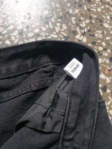 Black Ripped Jeans Of Savana