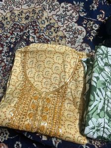 2combo Slub Floral Print Kurti
