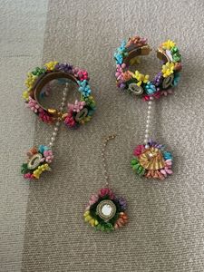 Brand New Fixed Price  Flora Jewellery