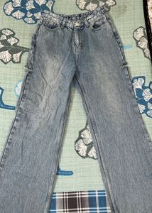 Off Duty Straight Jeans
