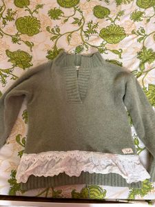 Elegant Green Knit Sweater