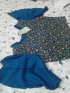 Buy One Get Gift 🎁