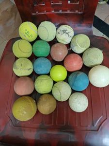 20 Assorted Balls