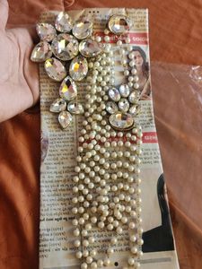 BEAUTIFUL SAREE BROOCH