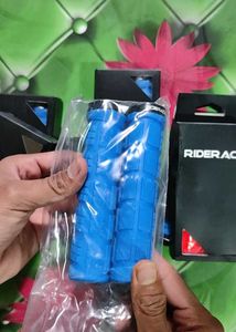 CYCLE GRIPS (RIDERACE)