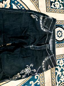 Women Stylish Capri 💖🫠