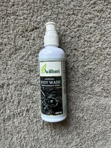 Aviitum Charcoal Body Wash