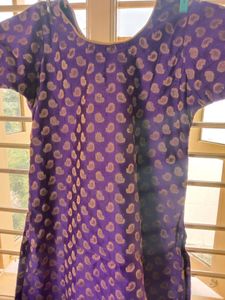 price drop: beautiful never worn ethnic blue kurtha, can be paired with gold colour legging/sharara