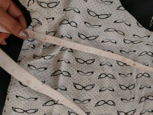 *Price Drop* White With funky Black Print Kurt