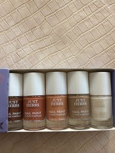 Just Herbs Nail Paint Set