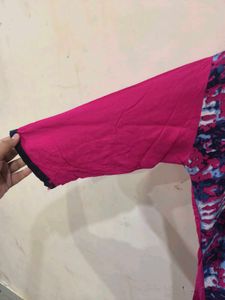 Pink &amp; Navy Printed Kurti