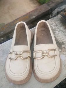 Stylish Cream Loafers