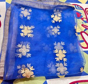 Blue Dupatta With Laggi