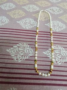 Elegant Pearl Necklace