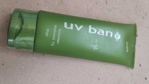 uv ban aqua sunscreen