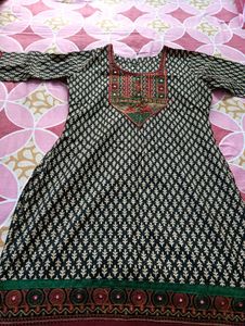 Embroidered Cotton Kurta