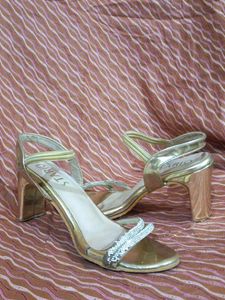 STARIO HEELS