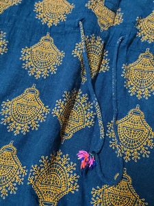 Cuffed sleeves printed women blue top