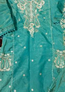 Beautiful Suit 🎀