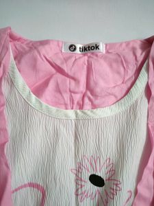 Pink Women&#39;s Top