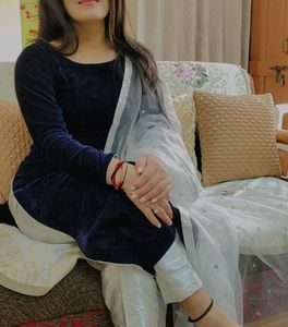 ✨ Navy Blue Velvet Kurta with Silver Pants ✨